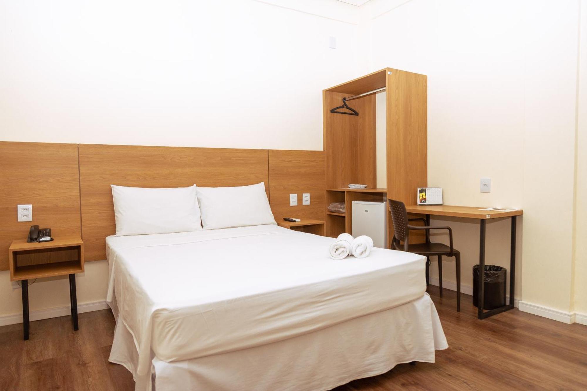 Hotel Equinocios Essential Баркарена Екстериор снимка